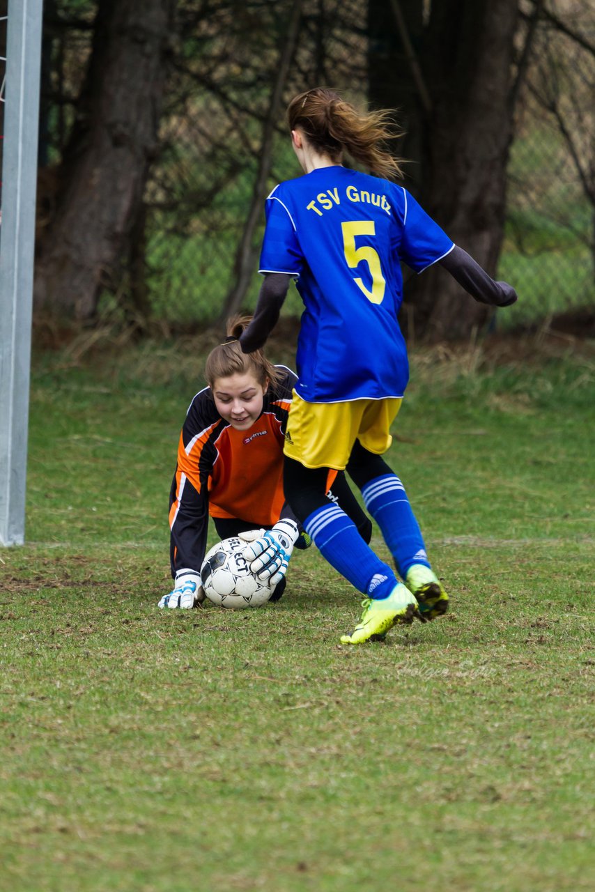 Bild 179 - B-Juniorinnen Tus Tensfeld - TSV Gnutz o.W. : Ergebnis: 1:3